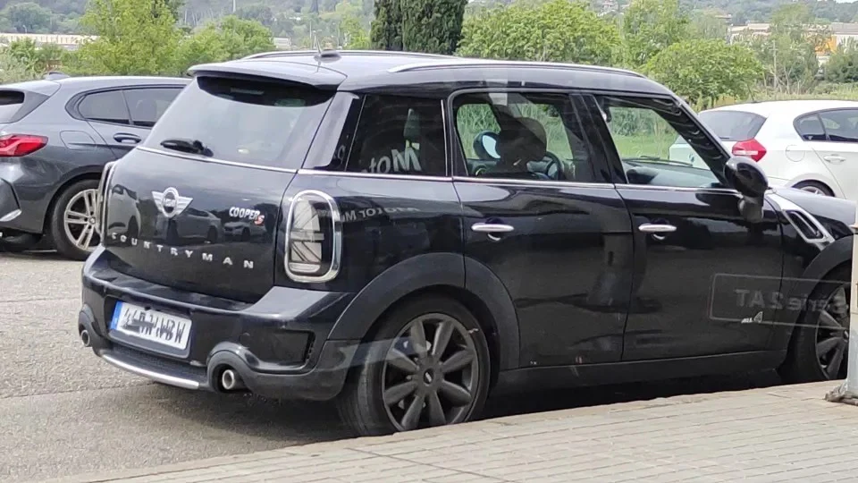 MINI Countryman GEN 2 R60 Union Jack Rear Tail Lights - Image 5