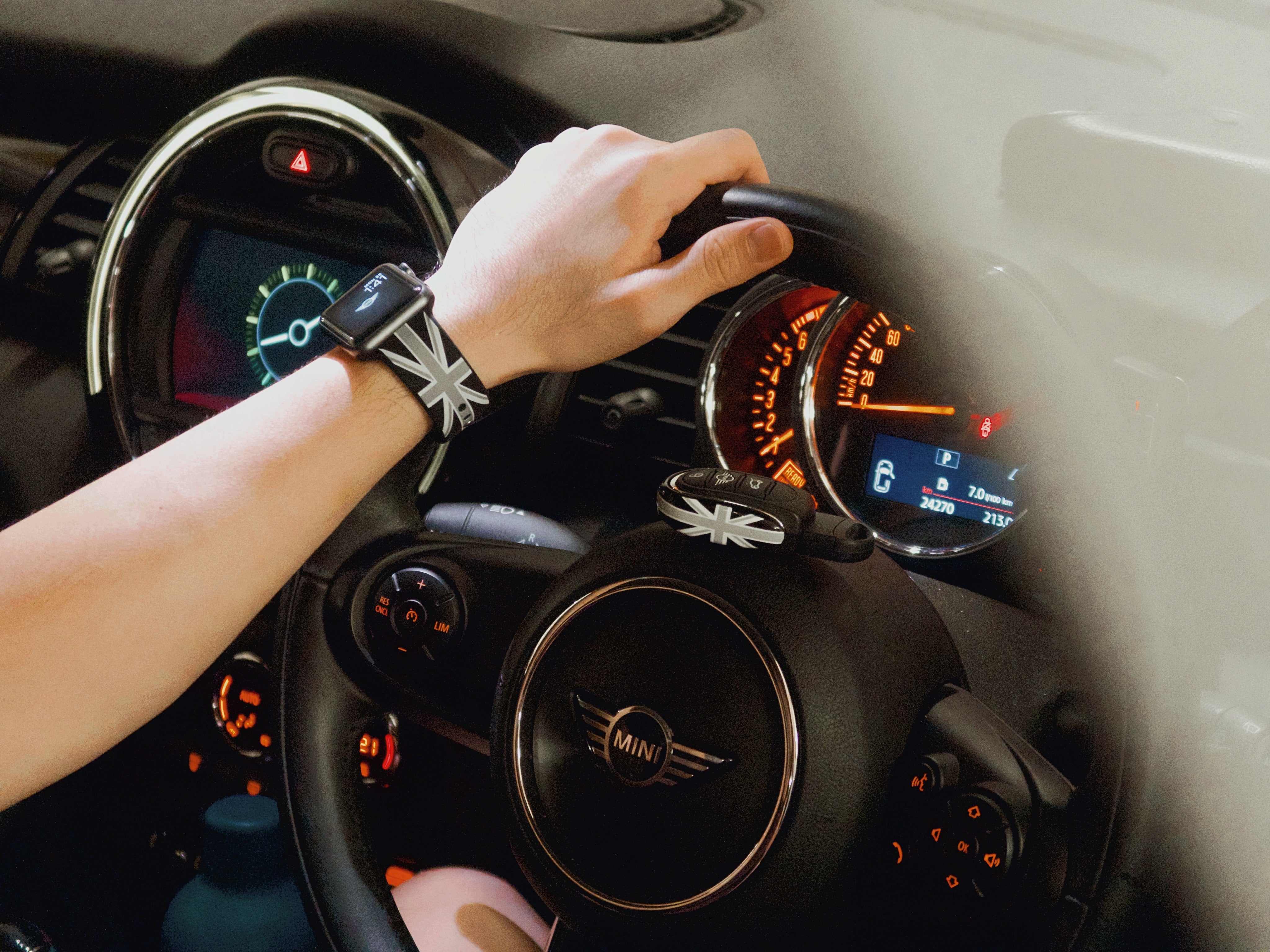 🇬🇧 Union Jack Apple Watch Strap - Image 8